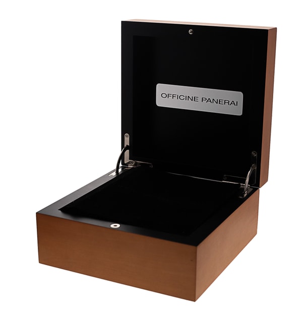 Panerai Luminor Submersible PAM00305 Image 5